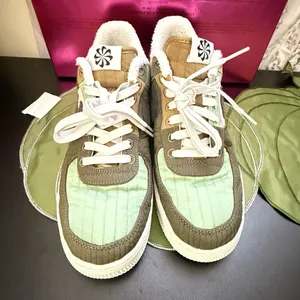 Nike Air Force 1 '07 LX NN "Toasty" Oil Green Olive DC8744-300 Womens Size 9 thumbnail 2