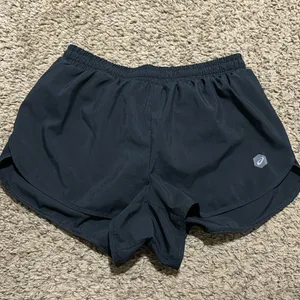 Asics running shorts thumbnail 1