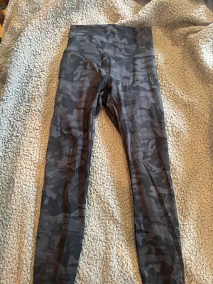 Camo Seamless Leggings Black Size 2 thumbnail 1