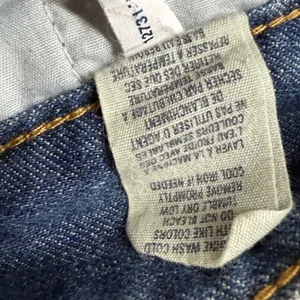 Vtg Y2K American Eagle Cut Off Jean Shorts Womens 8 Blue Denim Distressed Frayed thumbnail 10