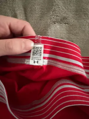 Red Under Armour Spandex thumbnail 3