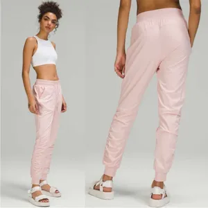 LULULEMON Beyond The Studio Jogger Lined Pale Pink 8 thumbnail 3