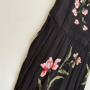 Hollister Floral Top Sz‎ Med Off the Shoulder Bell Sleeves Boho Peasant Style thumbnail 9