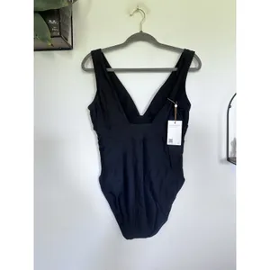 NWT Quince Black Italian Plunge One-Piece Swimsuit Sz Large thumbnail 4