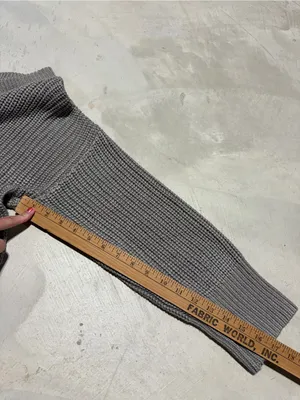 Abercrombie & fitch Cropped V-Neck knit Sweater grey taupe large thumbnail 3