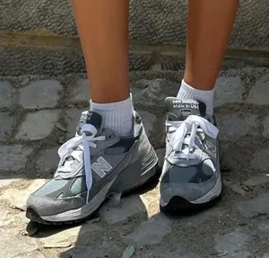 New Balance Shoes Women’s thumbnail 1