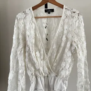 Lulus Blossom On Over White Lace Faux Wrap Long Sleeve Bodysuit Size M thumbnail 2