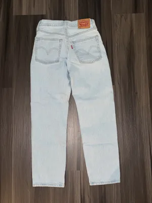 Levi’s 501 Jeans Button Fly Straight Leg thumbnail 2