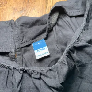 Old Navy Womens Large Black Eyelet Scallop Hem Puff Sleeve Blouse Top Feminine thumbnail 2