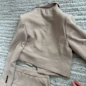 Khaki Express cropped blazer co-ord set (altered for petite height) thumbnail 12