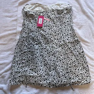 Beginning Boutique Penny Lane Black Floral Mini Dress thumbnail 4