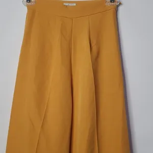 NWOT Oh Polly mustard yellow flare wide leg pleated pants sz 0 thumbnail 3