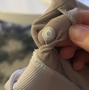 Lululemon Sports Bra Strappy thumbnail 4