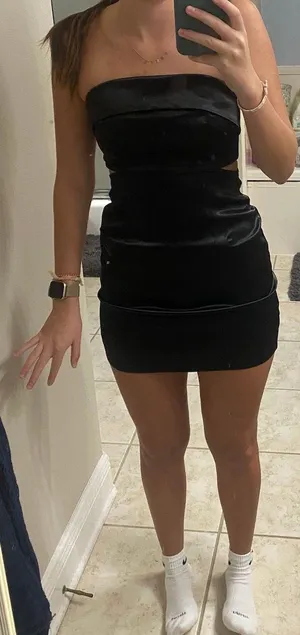 Isabelles Cabinet Black Dress thumbnail 2