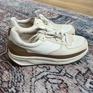Cushionare Women's Score Lace Up Sneaker +Comfort Foam Size 8.5 Cream Ivory Tan thumbnail 6