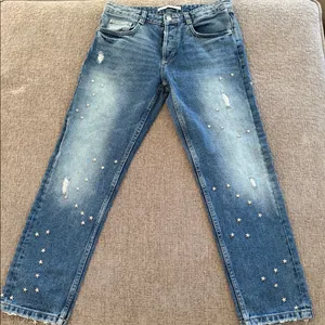 Zara‎ women's Star-Studded Denim Jeans thumbnail 3
