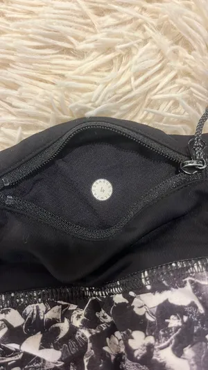 Lululemon Shorts Speed Up 2.5" thumbnail 4