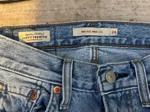 Levi’s Jeans thumbnail 4