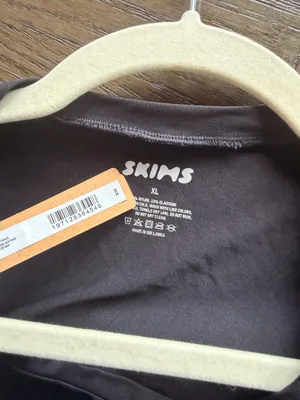 Skims Men’s Tanktop thumbnail 3