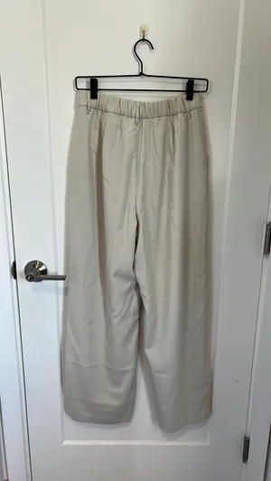 Hollister Ultra High Rise Wide Leg thumbnail 4