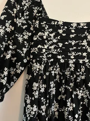 Francesca's Black and White Floral Babydoll Dress thumbnail 2