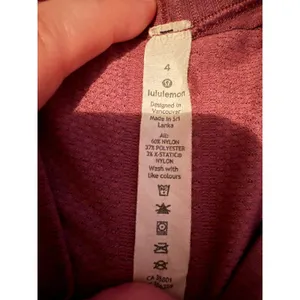 Lululemon Swiftly Tech 2.0 Long Sleeve Shirt Womens 4 Magenta Plum Thumbholes thumbnail 4