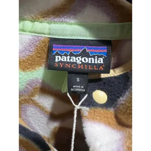 Patagonia Women’s Lightweight Synchilla Snap-T Pullover – Size Small – NWT thumbnail 6