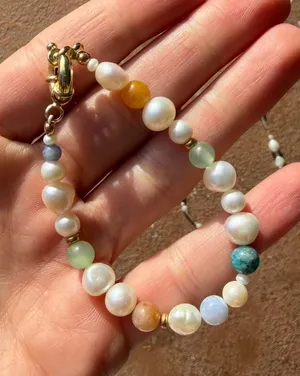 Gorjana Beautiful handmade beaded pearl pastel necklace / bracelet set thumbnail 2