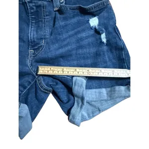 Levi’s‎ Mid Length Shorts Mid Rise 4” inseam Roll Tab Sz 27 thumbnail 4