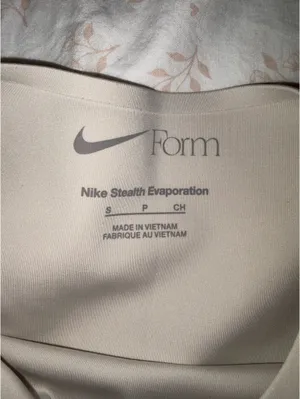 Nike Form Short Sleeve Top thumbnail 2