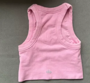 Alo Yoga tank thumbnail 5