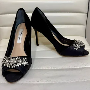 Nina Black Velour Jeweled Peep-Toe Heels Sz7 thumbnail 1