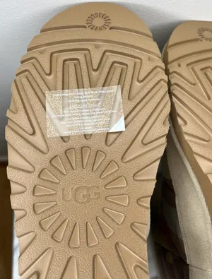 UGG Classic Mini thumbnail 13