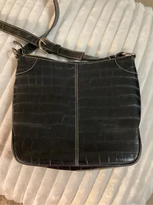Dooney & Bourke Black Croc-Embossed Crossbody Bag thumbnail 3