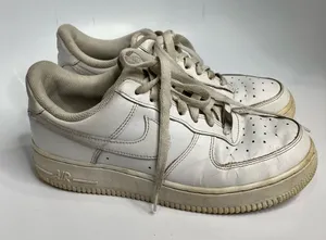 Nike Air Force 1 white sneakers‎ size 8.5 thumbnail 1