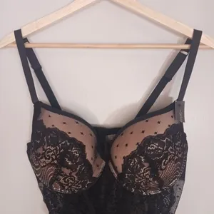 Fredericks Hollywood Arielle Lace Bustier XL Black Corset Boned Underwire NWT thumbnail 4