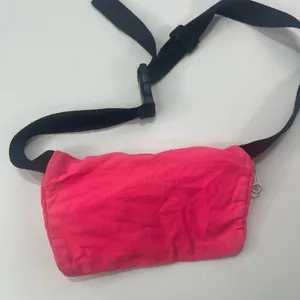 Victoria's Secret PINK Waist Pouch Fanny Pack Belt Bag Spring Break Neon Casual thumbnail 4