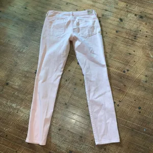 American Eagle blush barbiecore pink 6 skinny normcore jeans thumbnail 3
