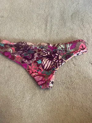 Bikini Bottoms thumbnail 4