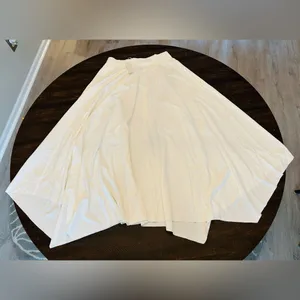 NWT Lilla P White Midi Skirt-Size Small/Stretchy Waist*Marks* thumbnail 2