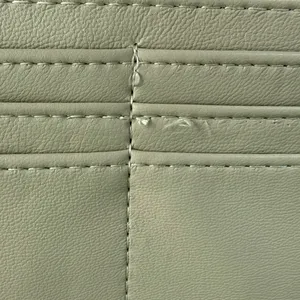 Steve Madden‎ BZIP-U Celery Green Quilted Zip Around Wristlet Wallet NEW FLAWED thumbnail 9