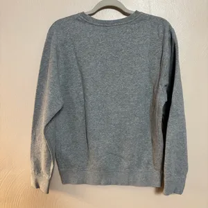 Nike Women's‎ Crewneck Sweatshirt Classic Swoosh Gray Size XS thumbnail 4