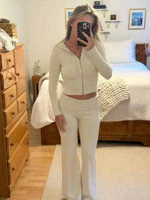 Cableknit Sweater Set thumbnail 2