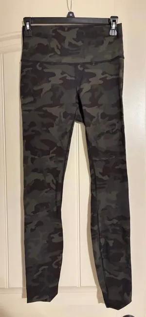 Lululemon Green Camo Leggings thumbnail 1