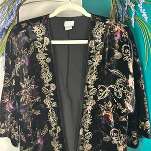Chico's Black Crushed Velvet Jewel-Toned Floral Imprinted Oversized Boho… thumbnail 9