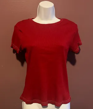 New Red Ribbed Short Sleeve Top Size Medium thumbnail 1