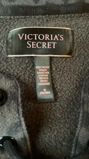 Victoria's Secret Sweat Set thumbnail 4