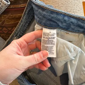 Old Navy Rockstar Super Skinny High Rise thumbnail 5