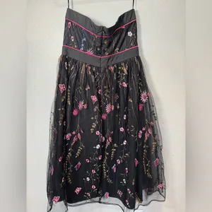 Lulu’s For the Frill of It Black Embroidered Strapless Midi Dress Medium thumbnail 11