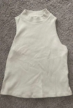 Old Navy High Neck Tank Top thumbnail 1